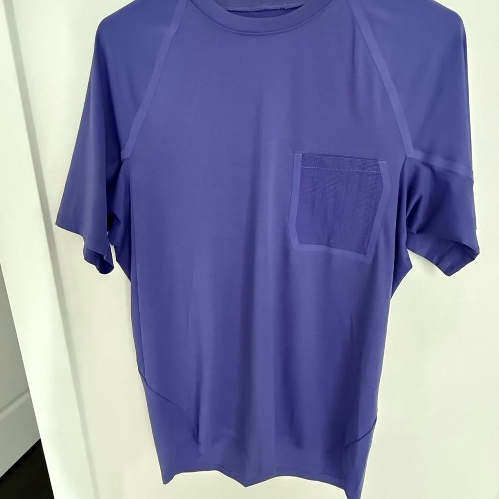 Lululemon Athletica Purple Short Sleeve Running Tee